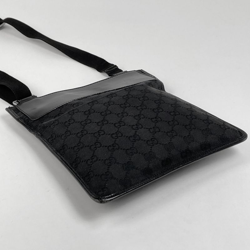 Gucci GG Pattern Shoulder Bag Crossbody Pochette Shoulder Bag GG Canvas Black