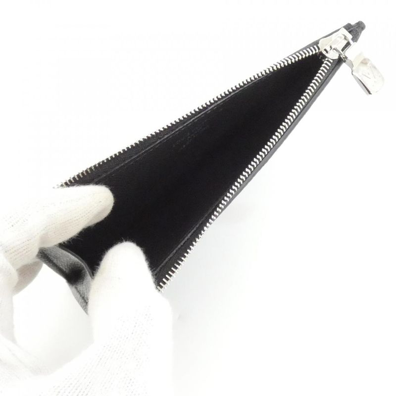 Louis Vuitton Taiga Lama Coin Card Holder M30271 Coin & Card Case