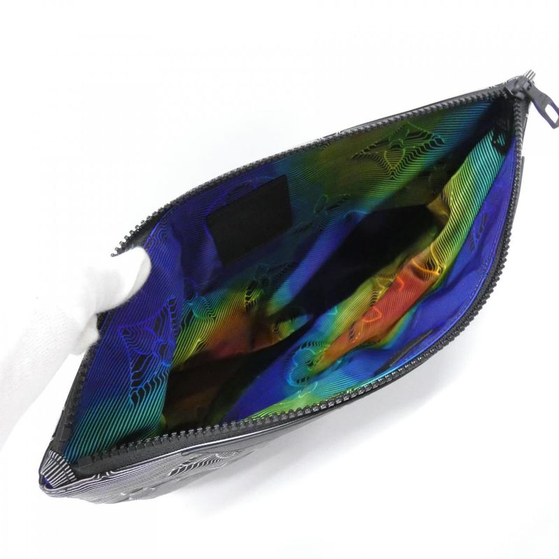 Louis Vuitton 2054 Pochette Reversible M68777 Bag