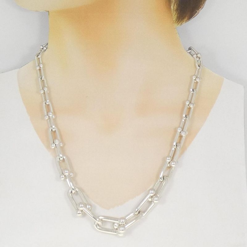 Tiffany & Co Hardware Graduated Link Necklace