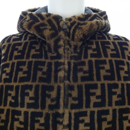 Fendi Fm0118 A7VO F0gge Mouton Jacket