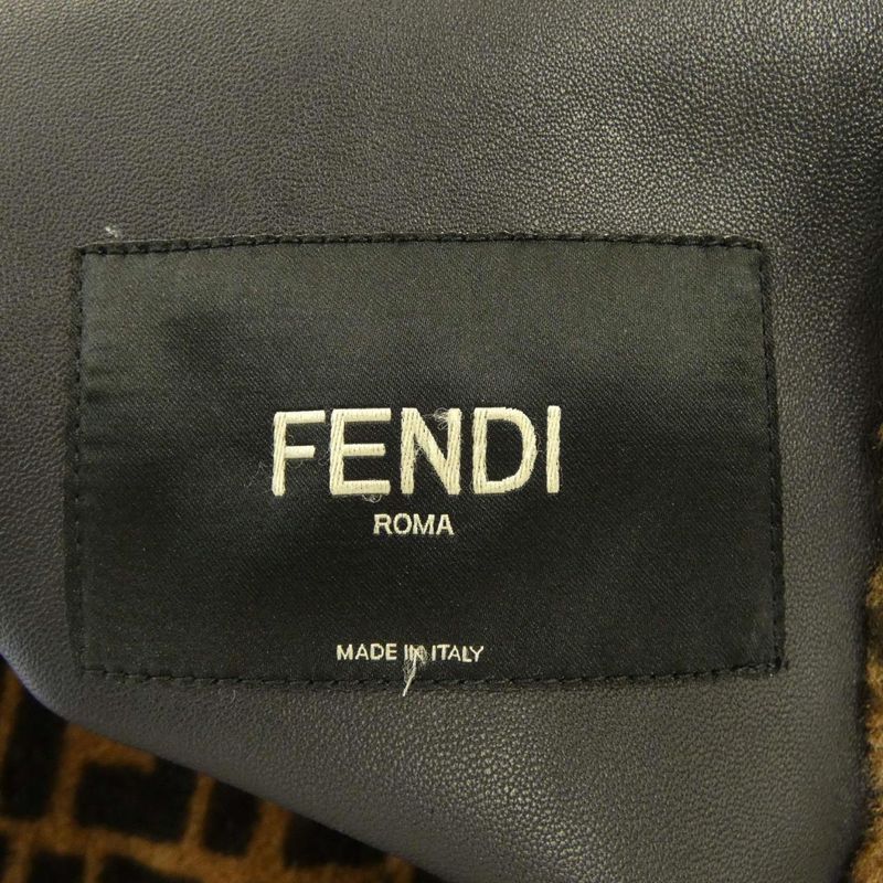 Fendi Fm0118 A7VO F0gge Mouton Jacket