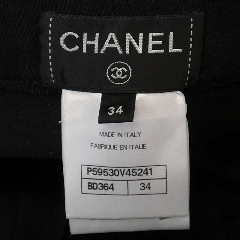 Chanel P59530v45241 Jeans