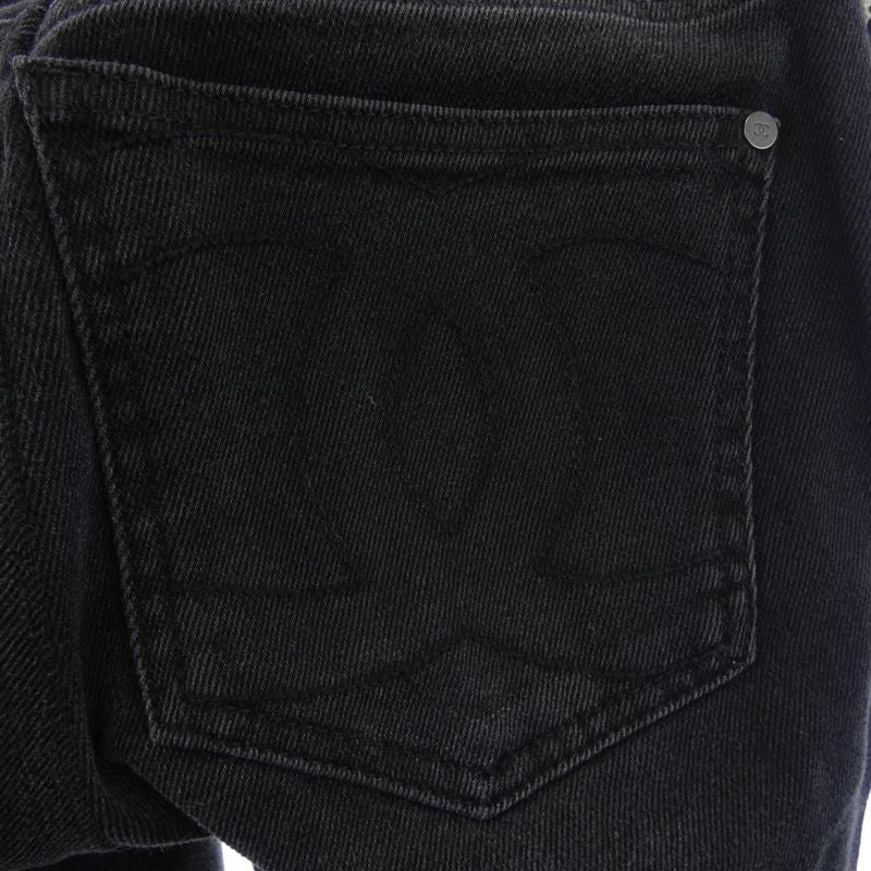 Chanel P59530v45241 Jeans