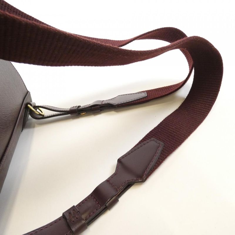 Louis Vuitton Taiga Cassiar M30176 Backpack Sac