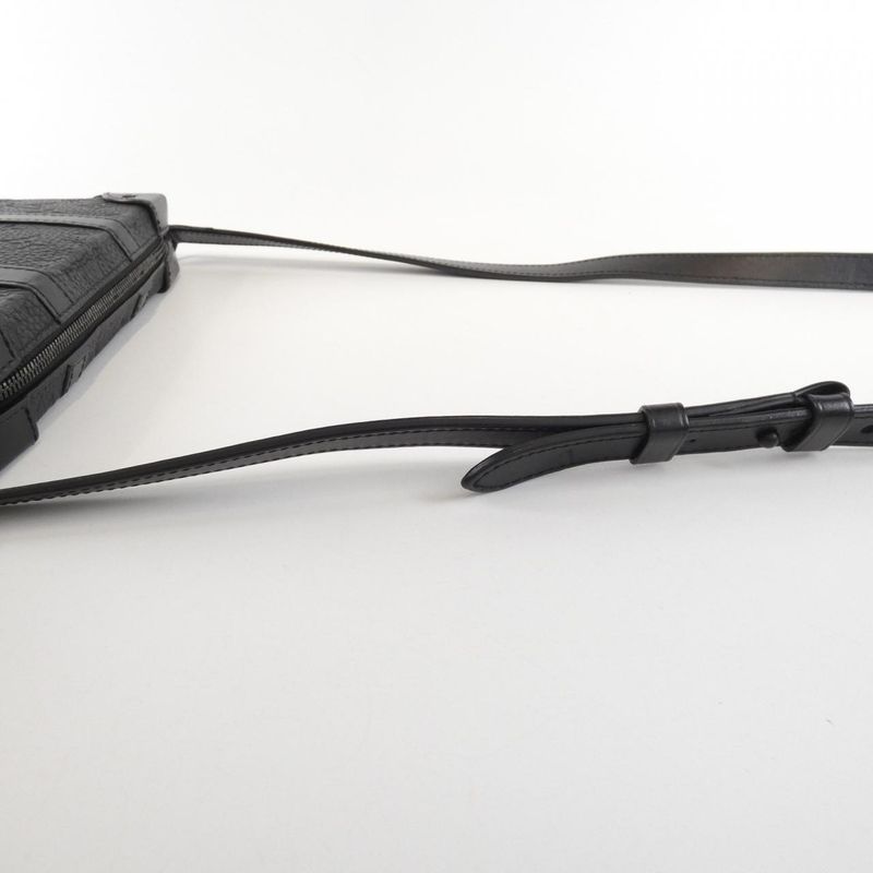 Louis Vuitton Taurillon Monogram Soft Trunk Wallet M80224 Shoulder Bag