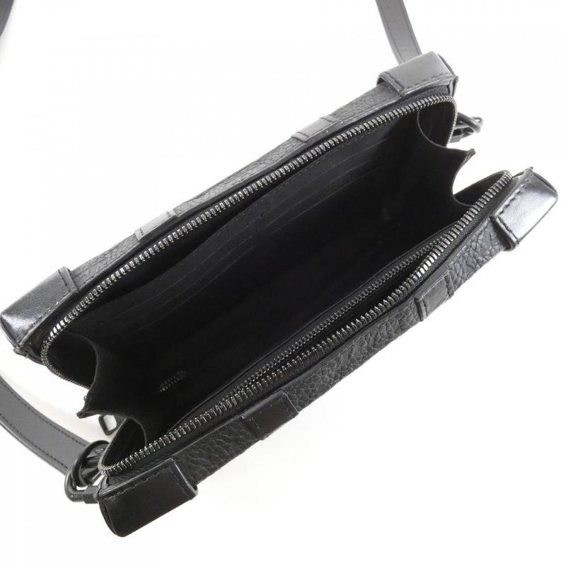 Louis Vuitton Taurillon Monogram Soft Trunk Wallet M80224 Shoulder Bag