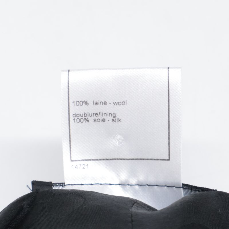 Chanel 02A P191712 Coco Mark Zip Sleeveless 38 With Ribbon Brooch