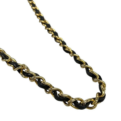 Chanel Matelasse Black Chain Shoulder Bag/gold Hardware Lambskin