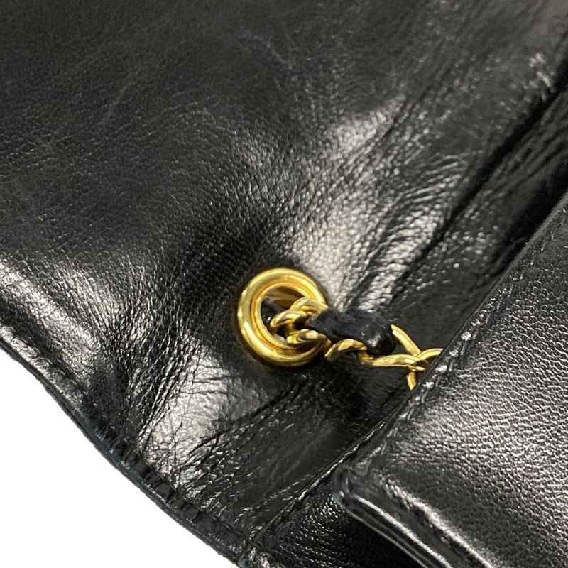 Chanel Matelasse Black Chain Shoulder Bag/gold Hardware Lambskin