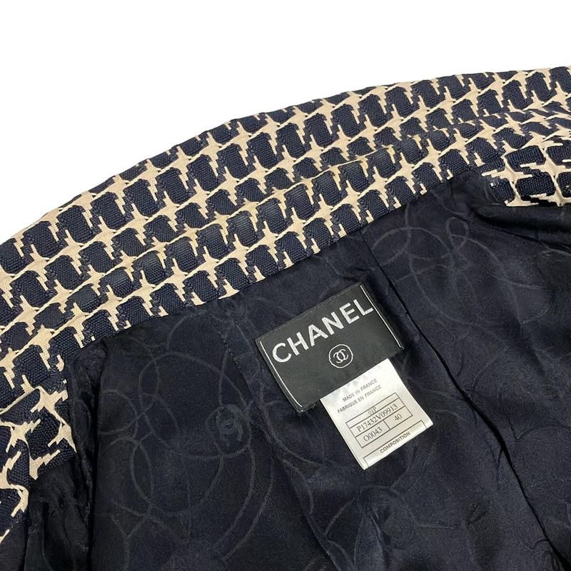 Chanel Jacket Size 40 M Women's P17432 Navy And Beige Long Sleeves / Spring /