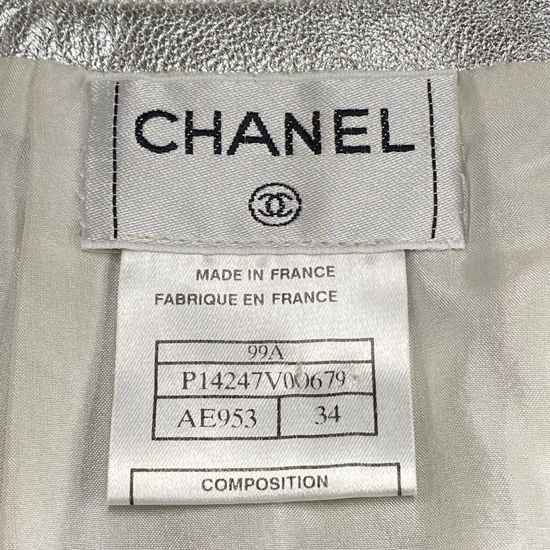 Chanel Skirt Size 34 S Women's P14247 Silver Leather Lambskin