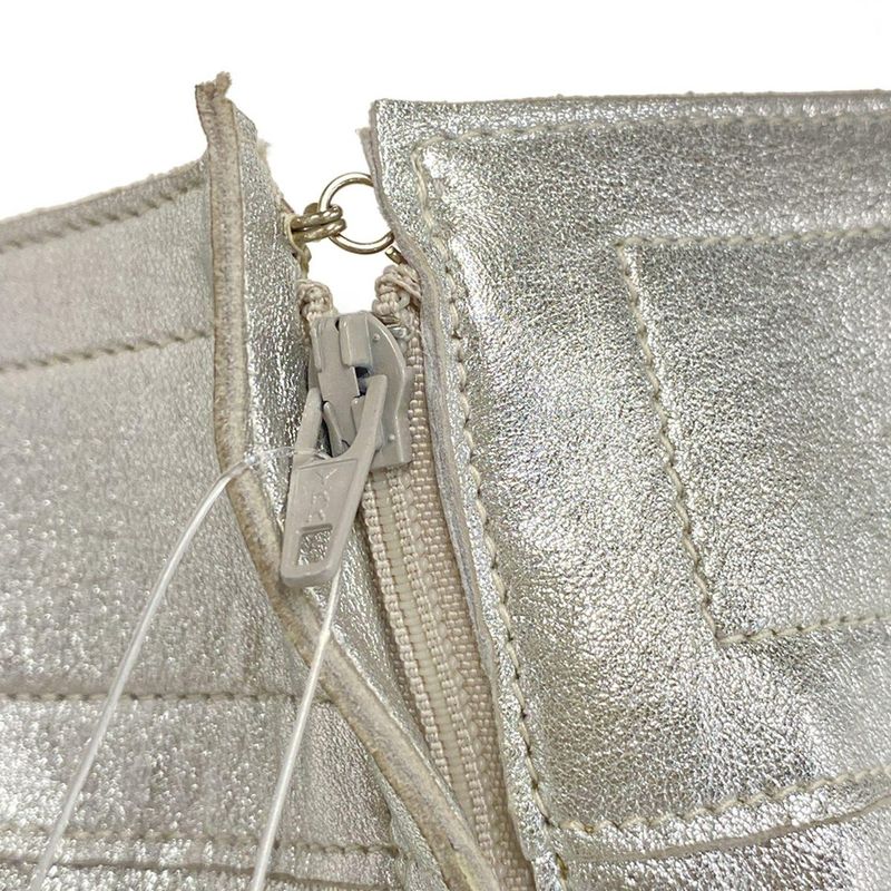 Chanel Skirt Size 34 S Women's P14247 Silver Leather Lambskin