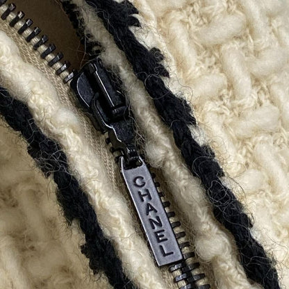 Chanel Coat Size 40 M Women - P16680 Ivory And Black Long Length/fur/zip