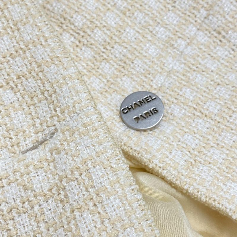 Chanel Jacket Size 38 M Women - P14905 Ivory And Beige Long Sleeves / Checkered