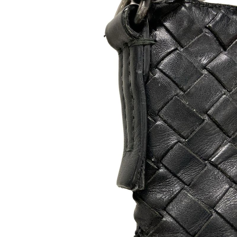 Bottega Veneta Shoulder Bag Intrecciato Black Leather
