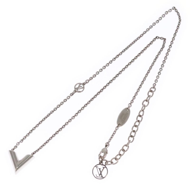 Louis Vuitton Essential V Necklace Pendant Chain Silver M63197