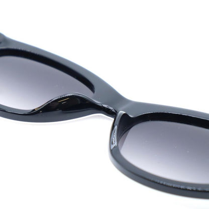 Louis Vuitton LV Line Cat Eye Sunglasses In Black Z2686u
