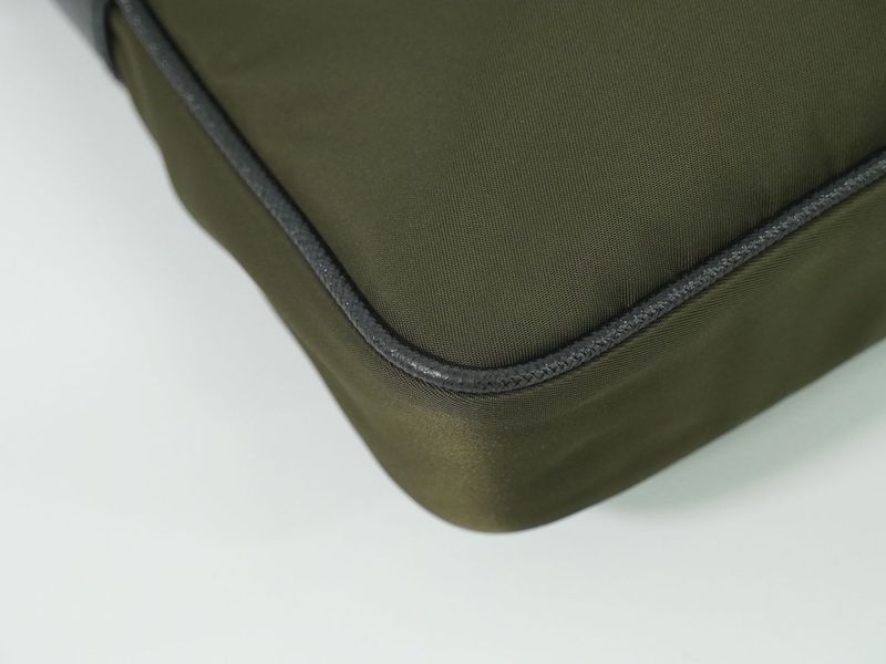 Authentic Prada Nylon Shoulder Bag Pochette Khaki Bag Pre-owned [follow-up