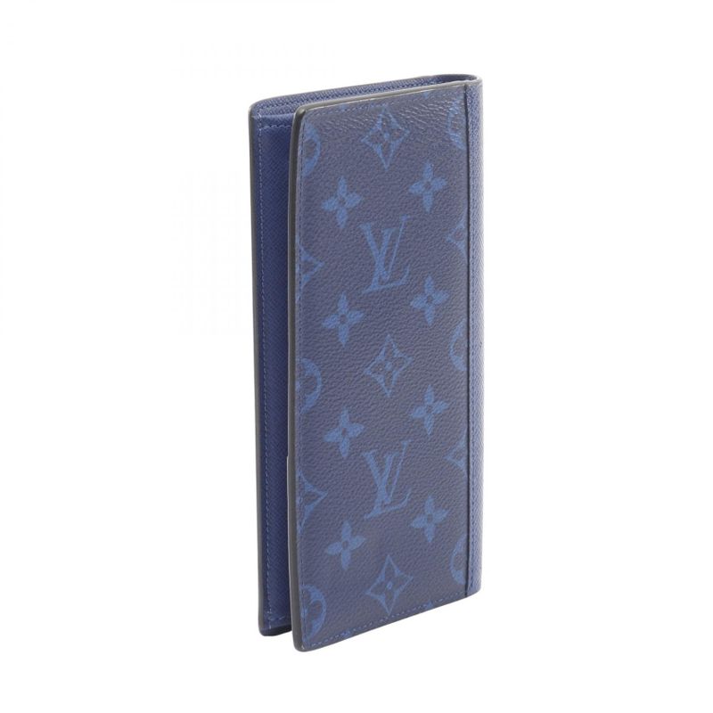 Louis Vuitton Portefeuille Brazza Taiga Llama Cobalt Blue M30297 Cobalt Leather