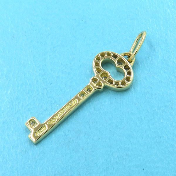 Tiffany & Co Vintage Oval Key Diamond Charm / Mini [none Fee Gift Wrapping]