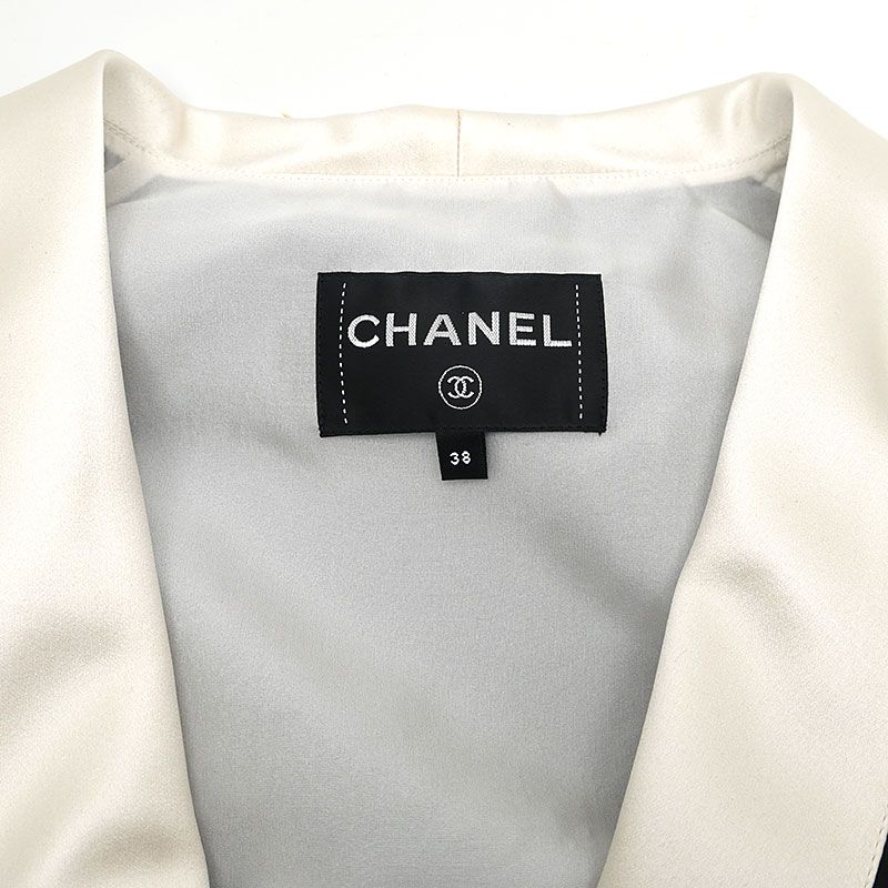 Chanel No.5 Button Blouson 38 Black And White Women