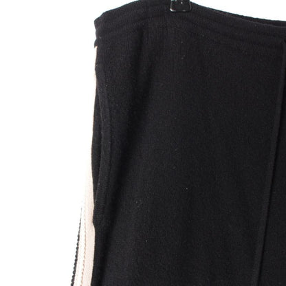 Chanel 03A Knit Coco Plate Side Charm Easy Pants Bottoms Black