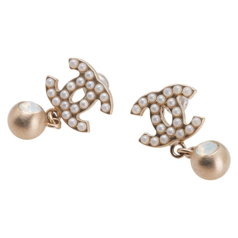 Chanel Coco Mark Swing Stud Gold Faux Pearl Plated Ladies Chanel