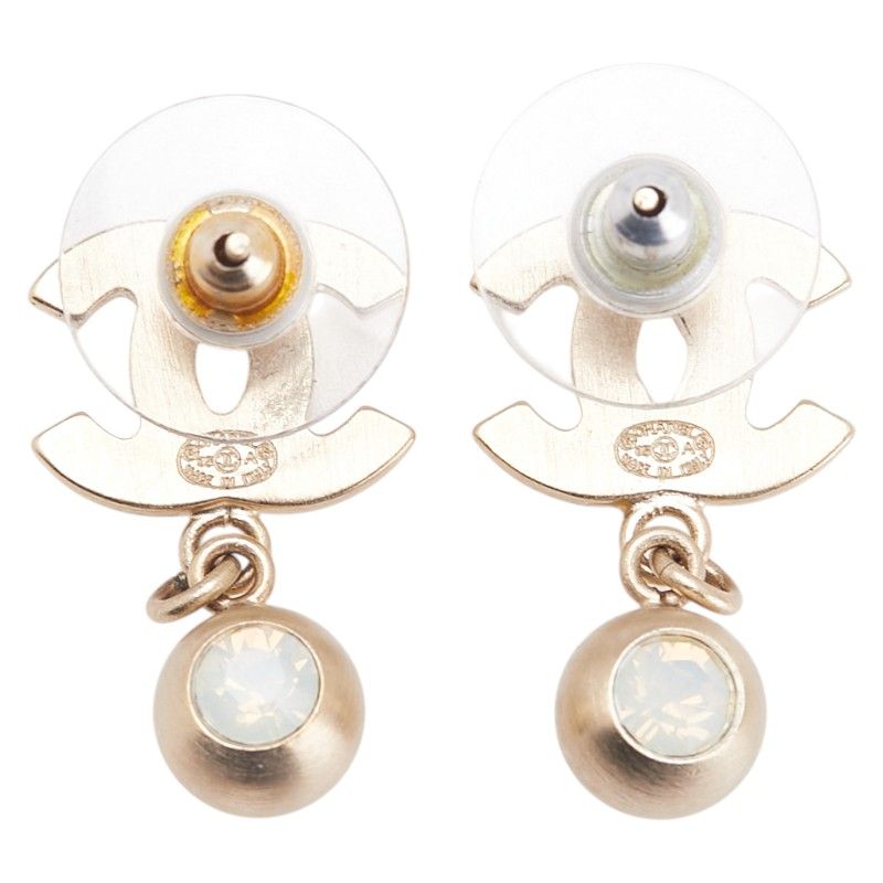 Chanel Coco Mark Swing Stud Gold Faux Pearl Plated Ladies Chanel