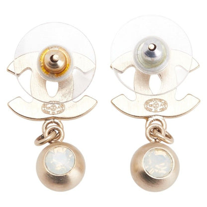 Chanel Coco Mark Swing Stud Gold Faux Pearl Plated Ladies Chanel
