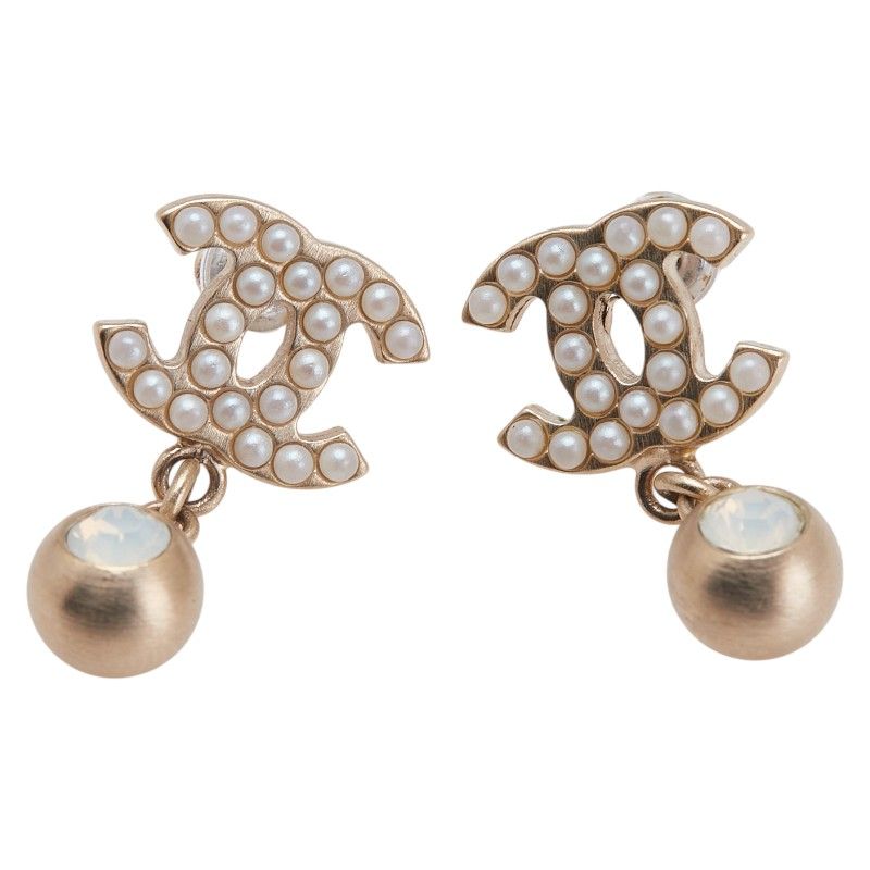Chanel Coco Mark Swing Stud Gold Faux Pearl Plated Ladies Chanel