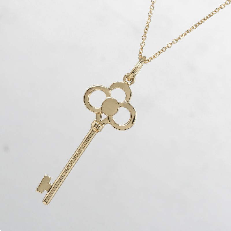 Tiffany & Co Crown Key 18K Yellow Gold And Diamonds Ladies 4.55g Necklace