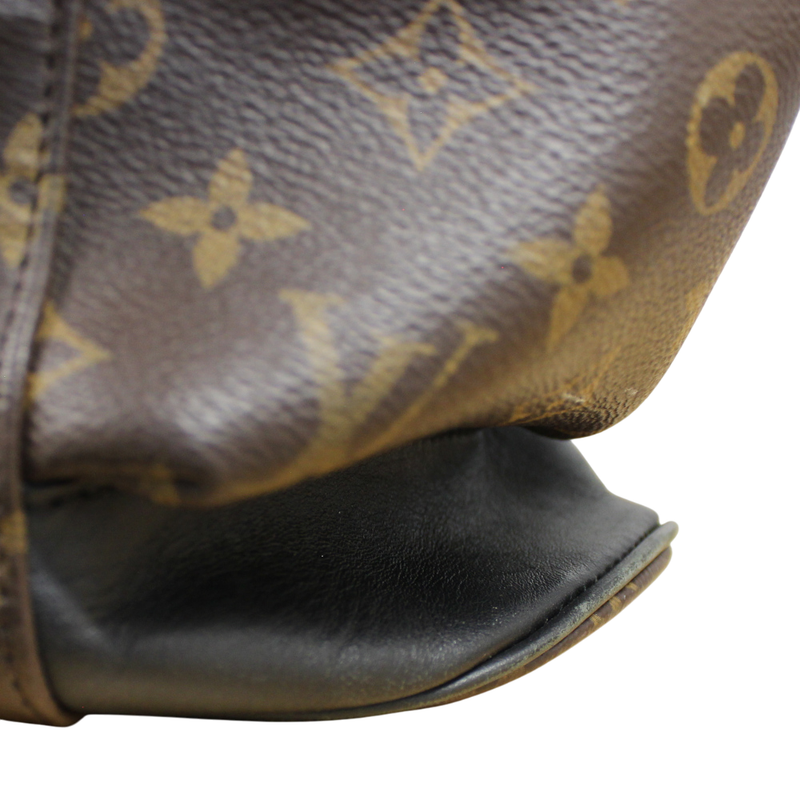 Louis Vuitton M43735 Christopher MM A25-2401