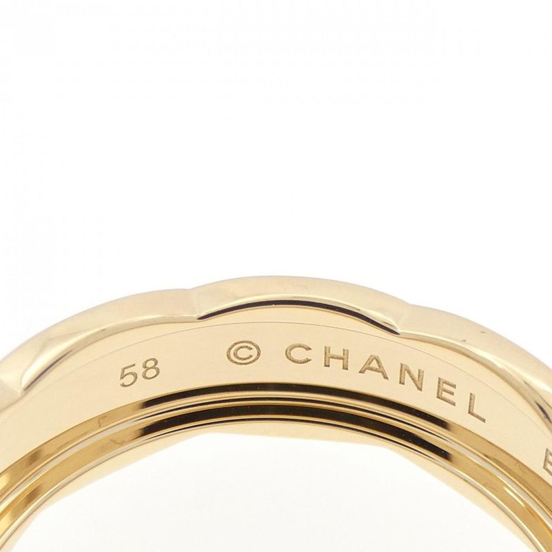 Chanel Coco Crushed Medium Ring