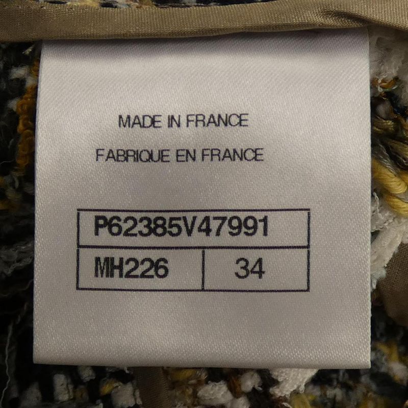Chanel P62385v47991 19K Jacket