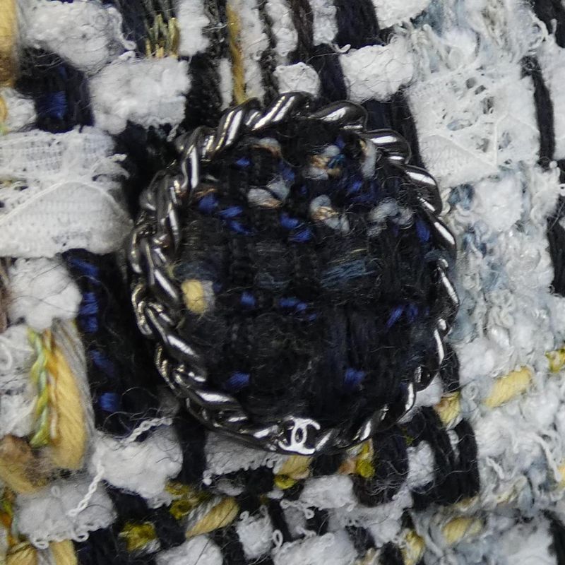 Chanel P62385v47991 19K Jacket