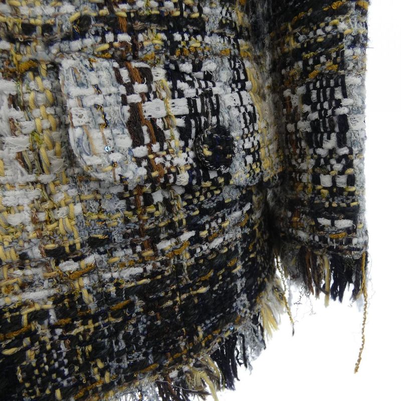 Chanel P62385v47991 19K Jacket