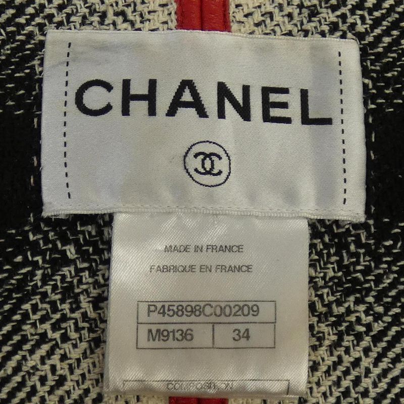 Chanel P45898c00209 Leather Coat