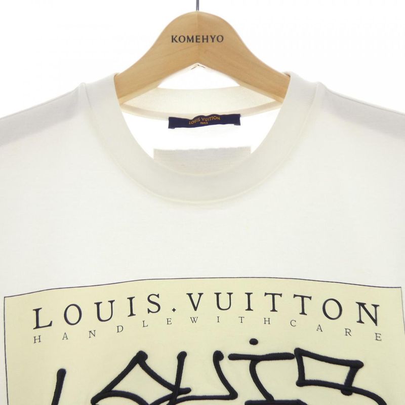 Louis Vuitton Vuitton Print T-shirt Hny75wdt3 T-shirt