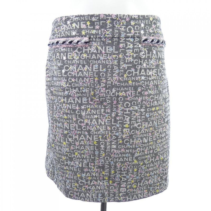 Chanel P76352v68127 Skirt