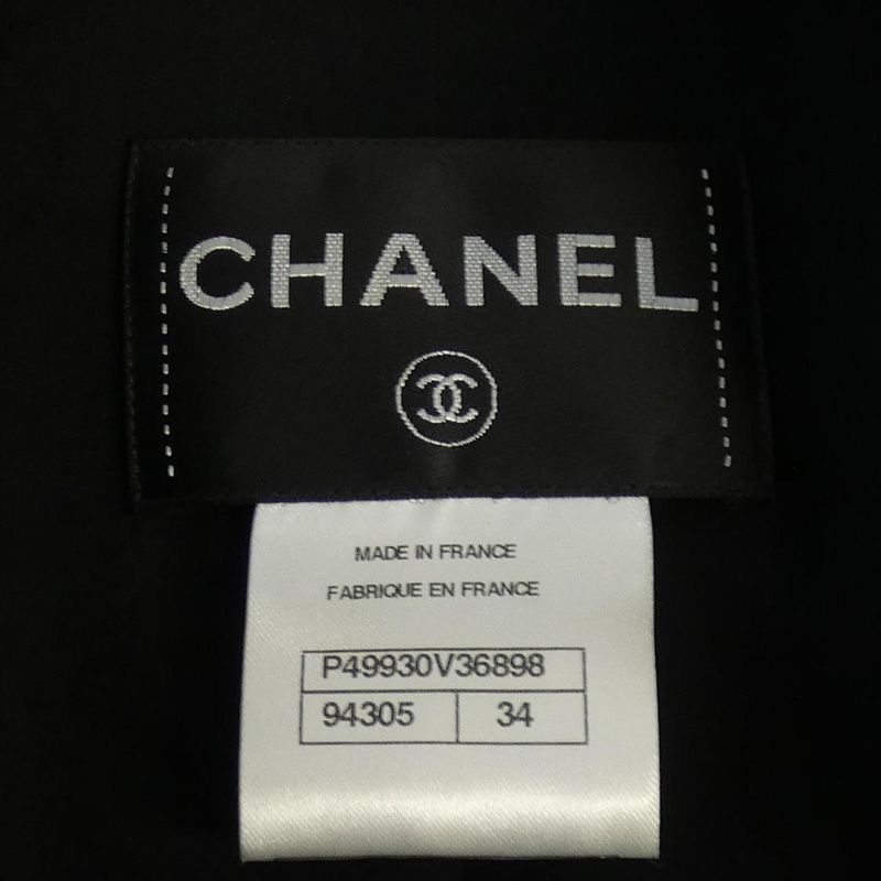 Chanel P49930v36898 Jacket