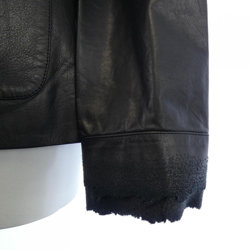 Chanel P42364c00165 Leather Jacket