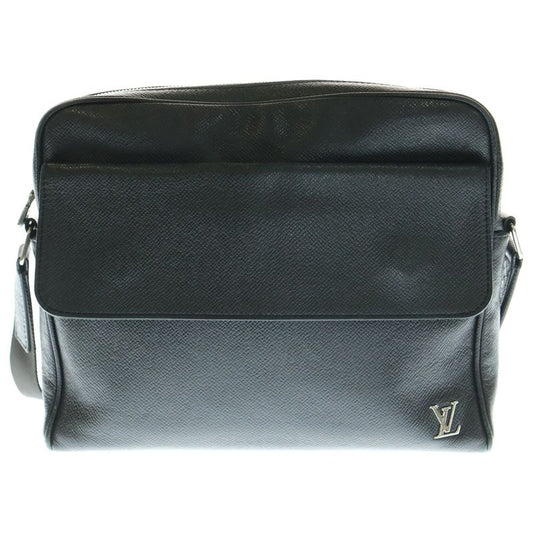 Louis Vuitton Alex Messenger Taiga Leather Shoulder Bag Silver Hardware Black