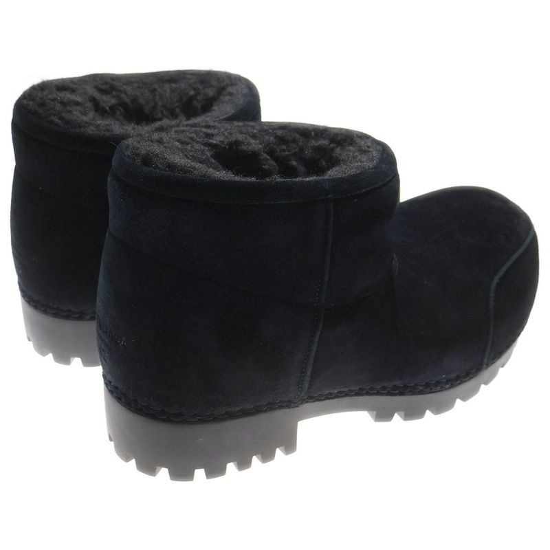 Balenciaga Alaska Fur Bootie Alaska Fur Bootie Short Boots Black