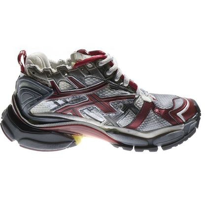 Balenciaga Runner Sneaker Runner Damaged Low Cut Sneaker Gray 677403