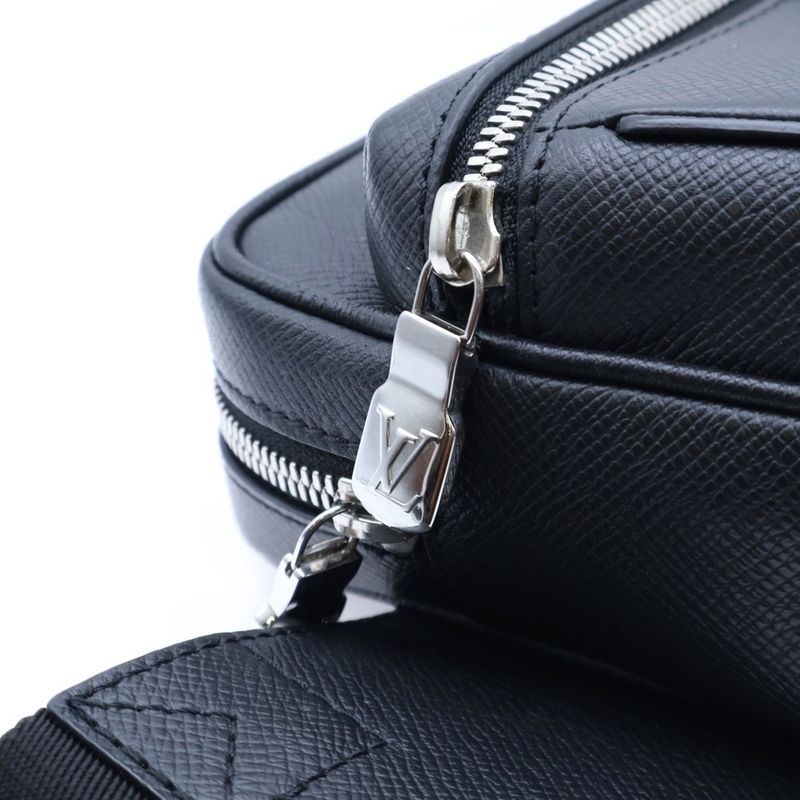 Louis Vuitton Taiga Bum Bag Waist Bag Body Bag Shoulder Bag Black Leather