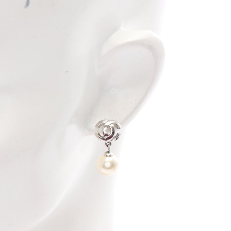 Chanel Earrings Coco Mark Stainless Steel Pearl Earrings Ladies Used B