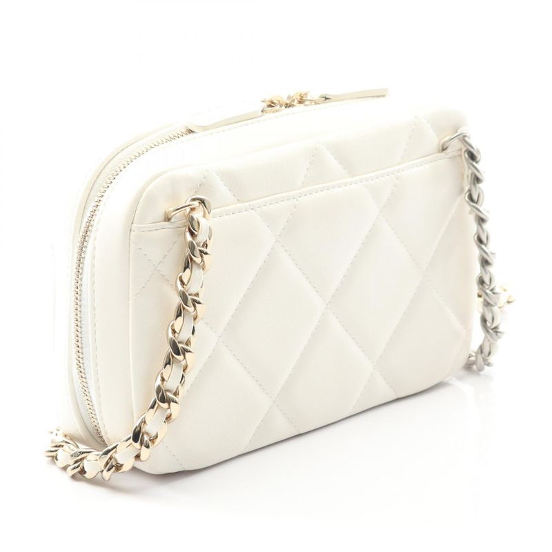 Chanel Shoulder Bag Chanel 19 Matelasse Ap2728 White Leather Chanel19 Matelasse