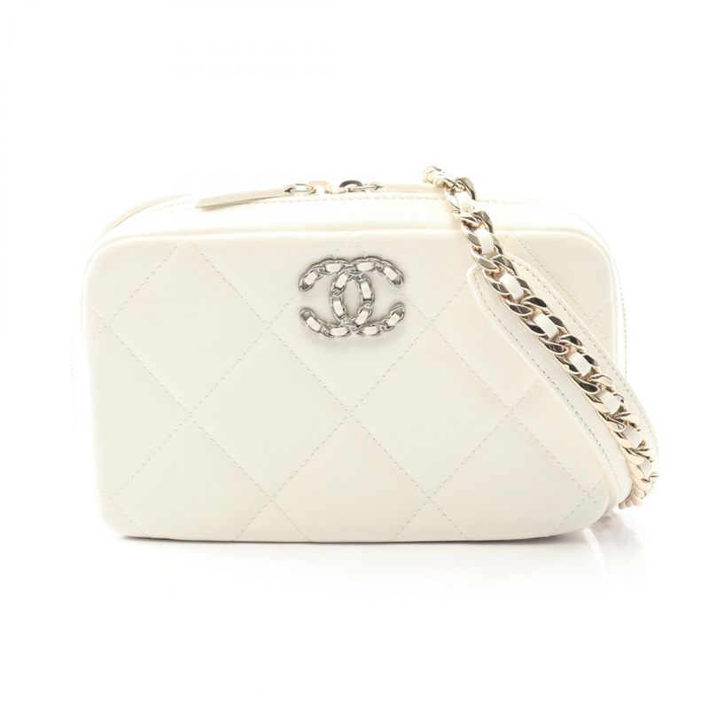 Chanel Shoulder Bag Chanel 19 Matelasse Ap2728 White Leather Chanel19 Matelasse