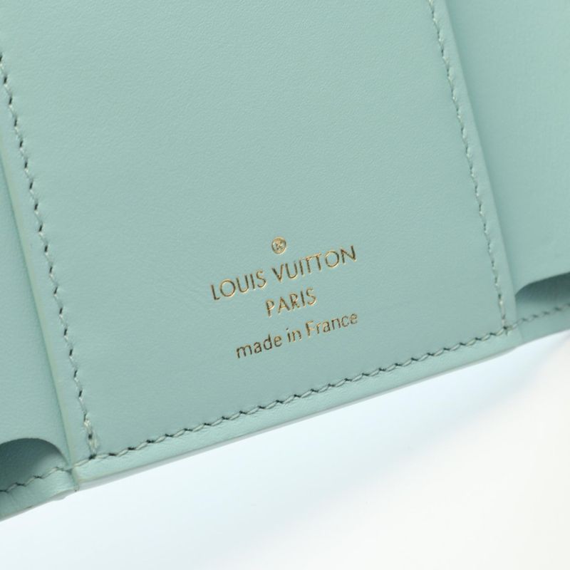 Louis Vuitton Portefeuille Capucines Compact Trifold Wallet In Blue Topaz